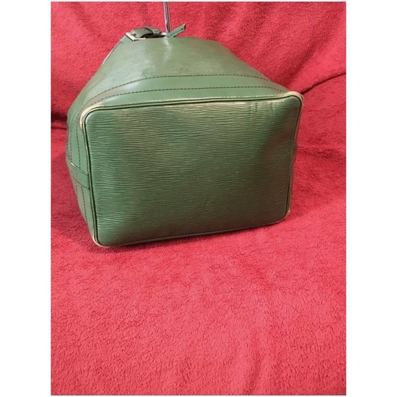 Louis Vuitton Green Epi Leather Noe GM - Picture 7 of 12